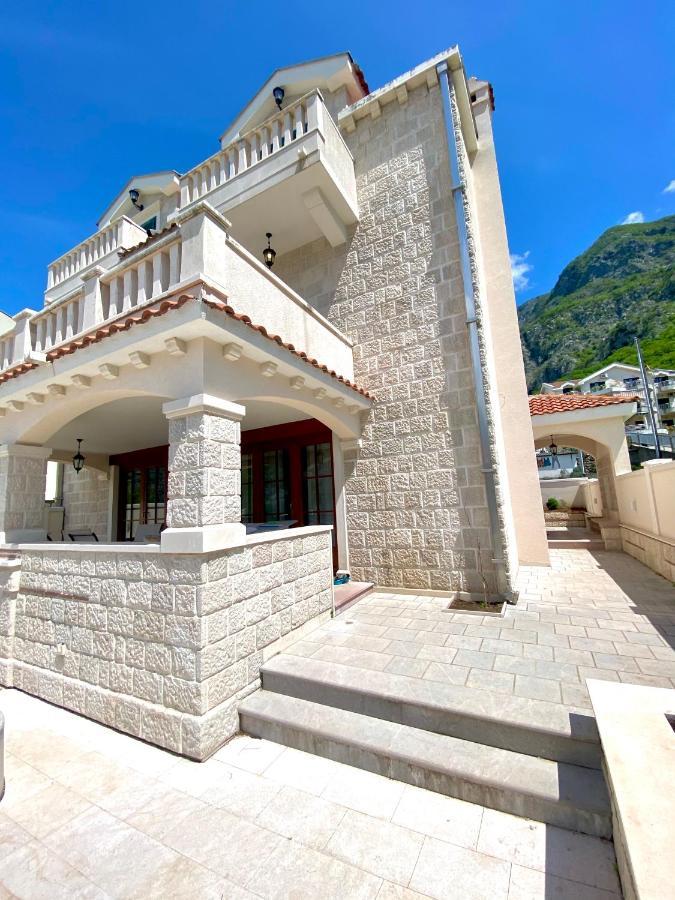 Villa Blanca ริซาน ภายนอก รูปภาพ